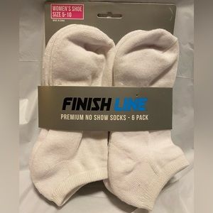 Finish line womens socks, fits shoe size 5-10